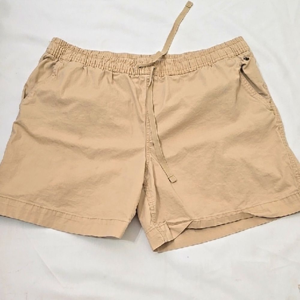 L.l..Bean Casual Tan Women's Shorts 16
